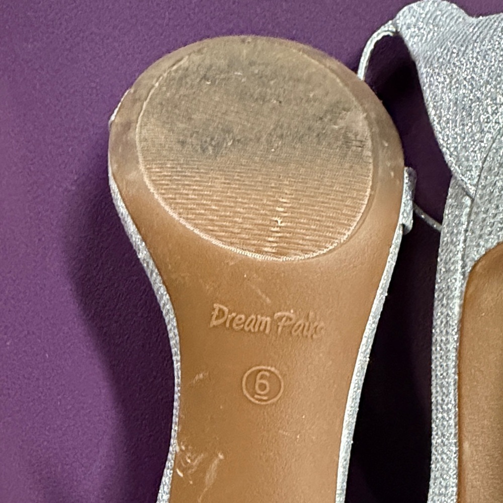 Dream Pairs Shimmering Silver Heels, Size 6 - Picture 9 of 11